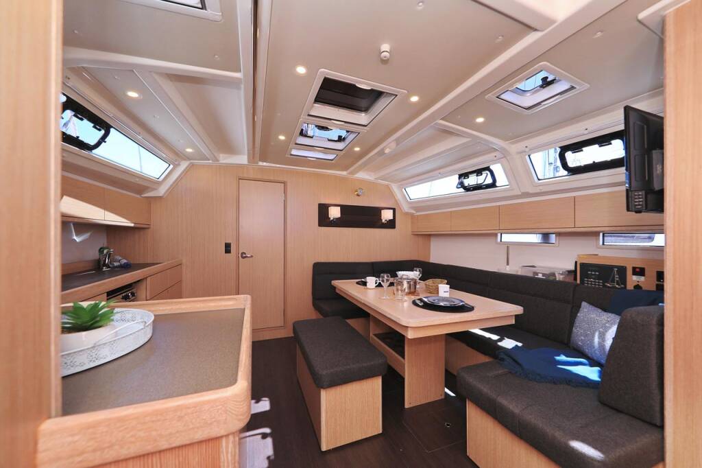 Segelyachten Bavaria Cruiser 46 Cara