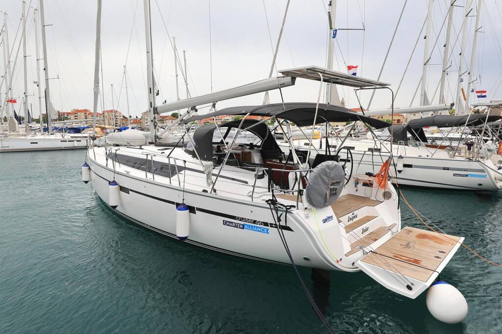 Sailing yacht Bavaria Cruiser 46 Enigma