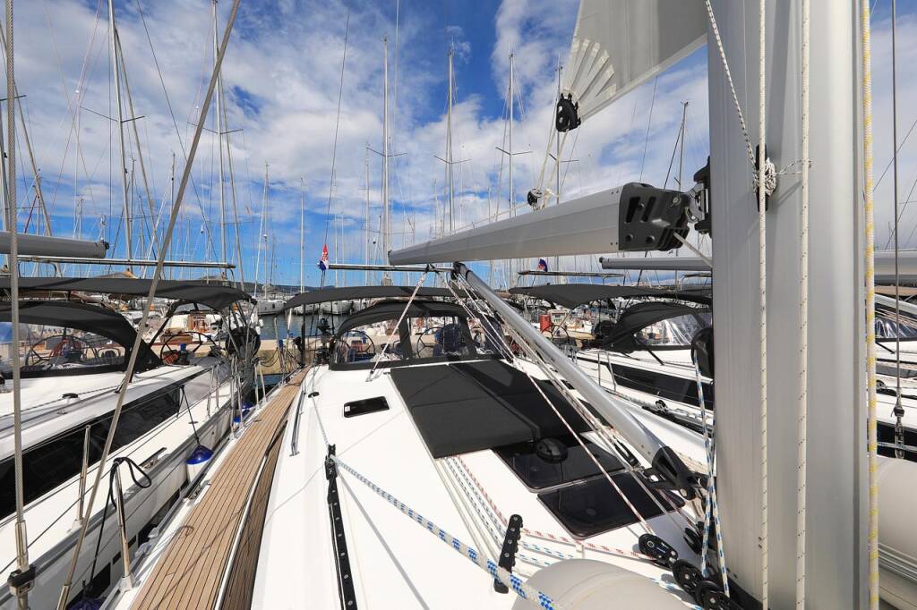 Sailing yacht Bavaria Cruiser 46 Aiolos I