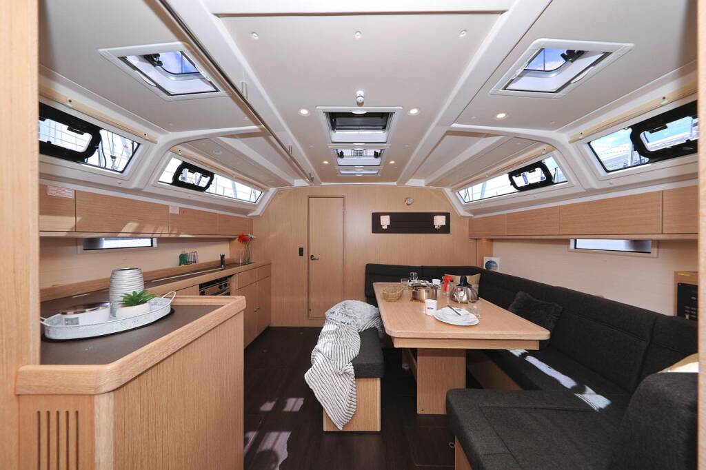 Sailing yacht Bavaria Cruiser 46 Aiolos I