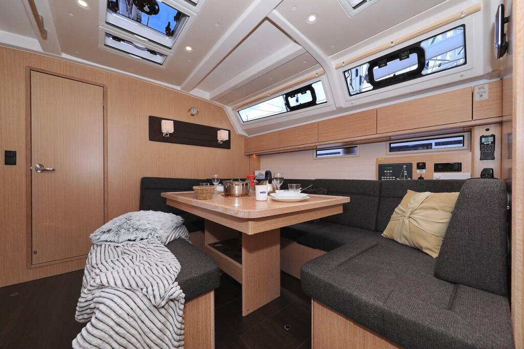Sailing yacht Bavaria Cruiser 46 Aiolos I
