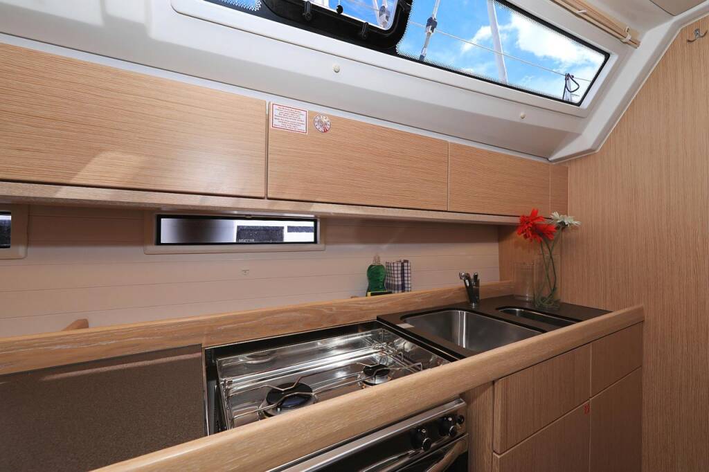 Sailing yacht Bavaria Cruiser 46 Aiolos I