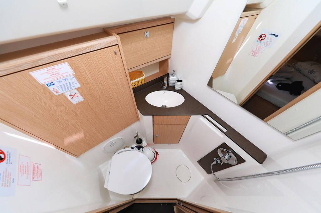 Sailing yacht Bavaria Cruiser 46 Aiolos I