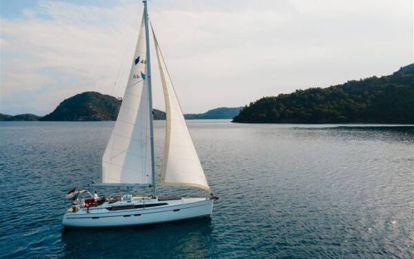 Bavaria Cruiser 46 Barcelona Fethiye, Yacht Classic Hotel Marina
