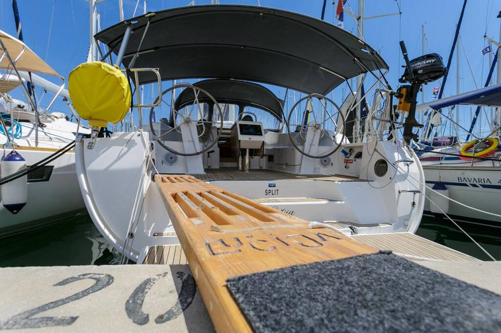 Sailing yacht Bavaria Cruiser 46 Lučija
