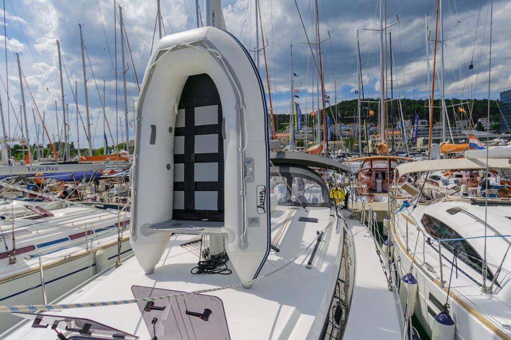 Sailing yacht Bavaria Cruiser 46 Lučija