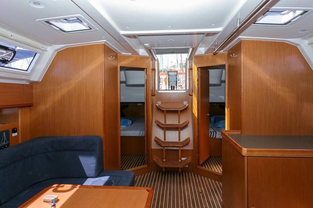 Sailing yacht Bavaria Cruiser 46 Lučija