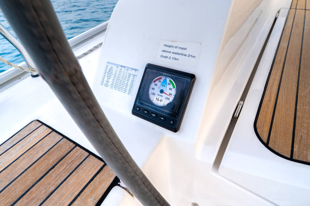 Sailing yacht Bavaria Cruiser 46 White Star