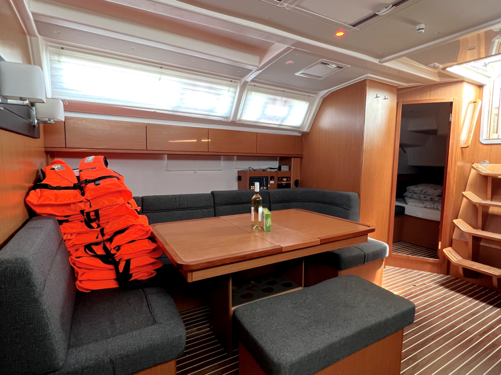 Segelyachten Bavaria Cruiser 46 Amazing Grace