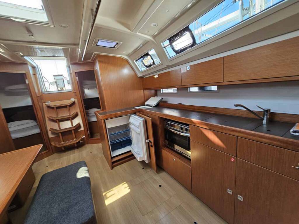 Sailing yacht Bavaria Cruiser 46 Elsa