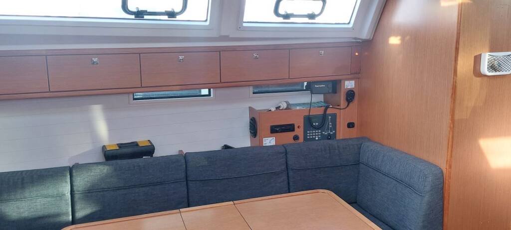 Sailing yacht Bavaria Cruiser 46 Amelva