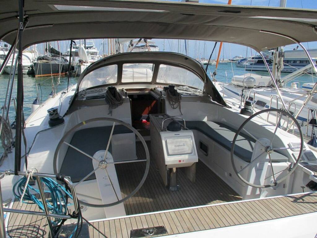 Sailing yacht Bavaria Cruiser 46 Amelva