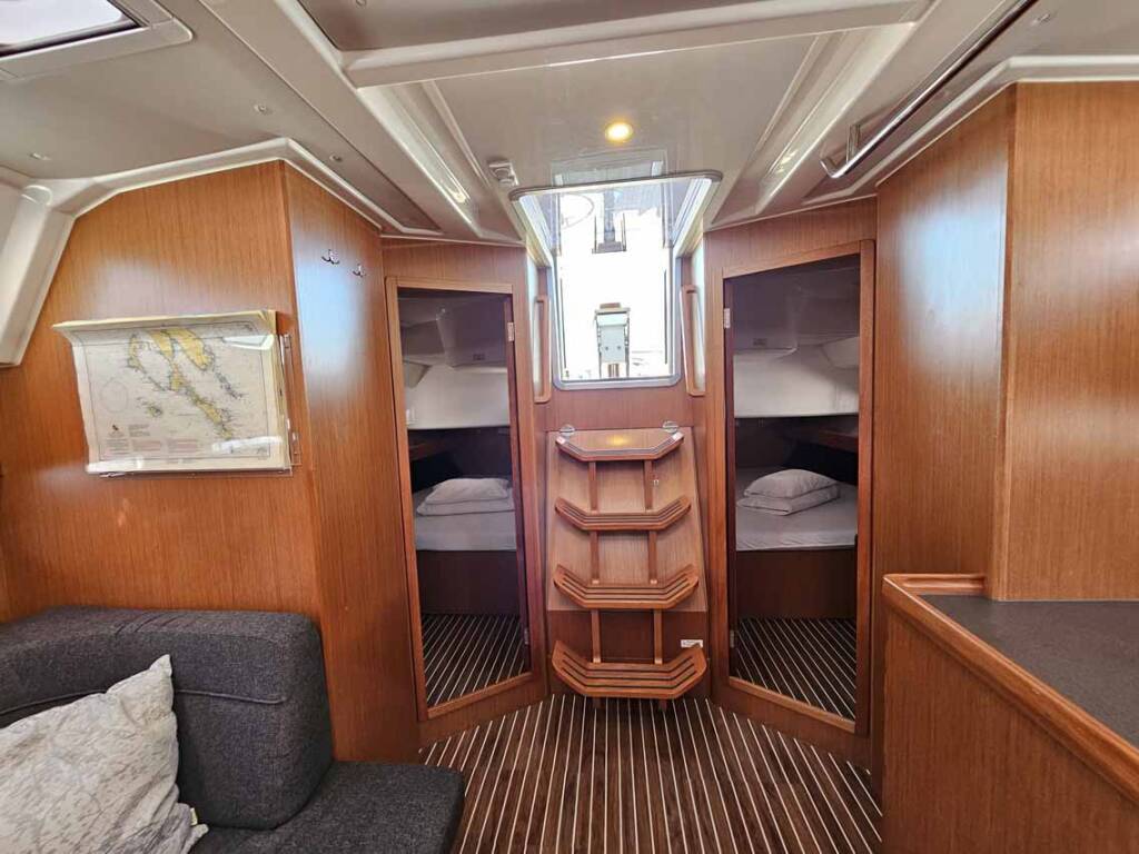 Sailing yacht Bavaria Cruiser 46 Romi