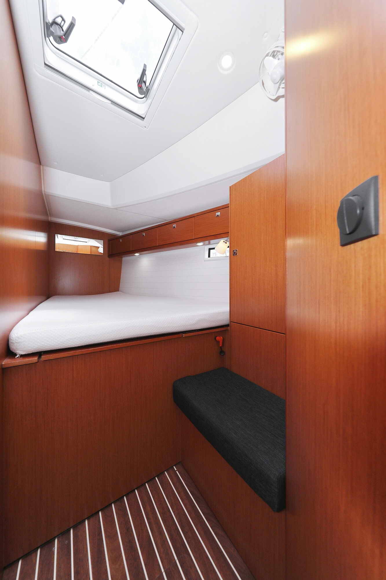 Sailing yacht Bavaria Cruiser 46 Ticija