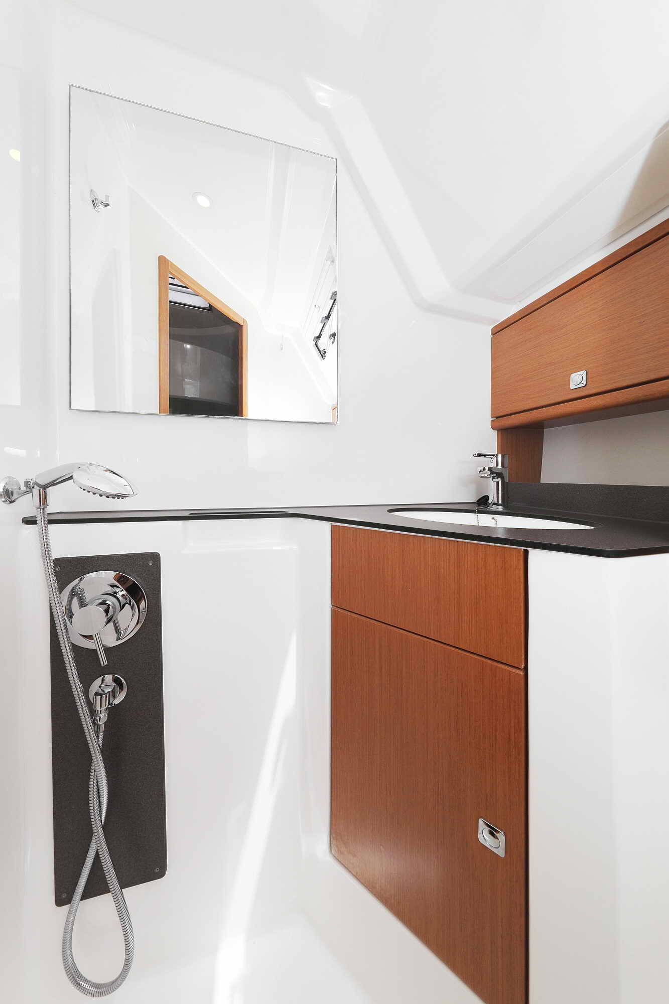 Sailing yacht Bavaria Cruiser 46 Ticija