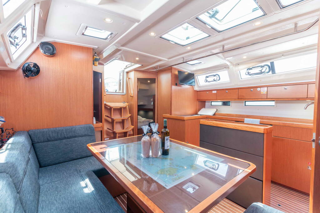 Sailing yacht Bavaria Cruiser 46 ECONOMY