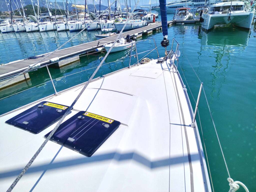 Sailing yacht Bavaria Cruiser 46 ECONOMY