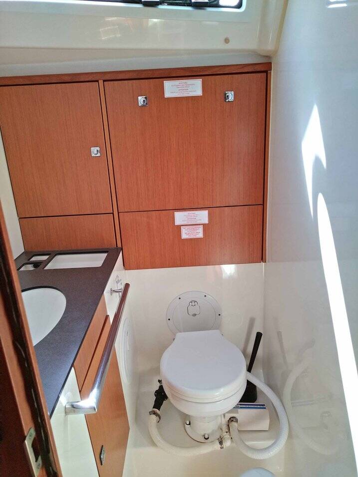Sailing yacht Bavaria Cruiser 46 ECONOMY