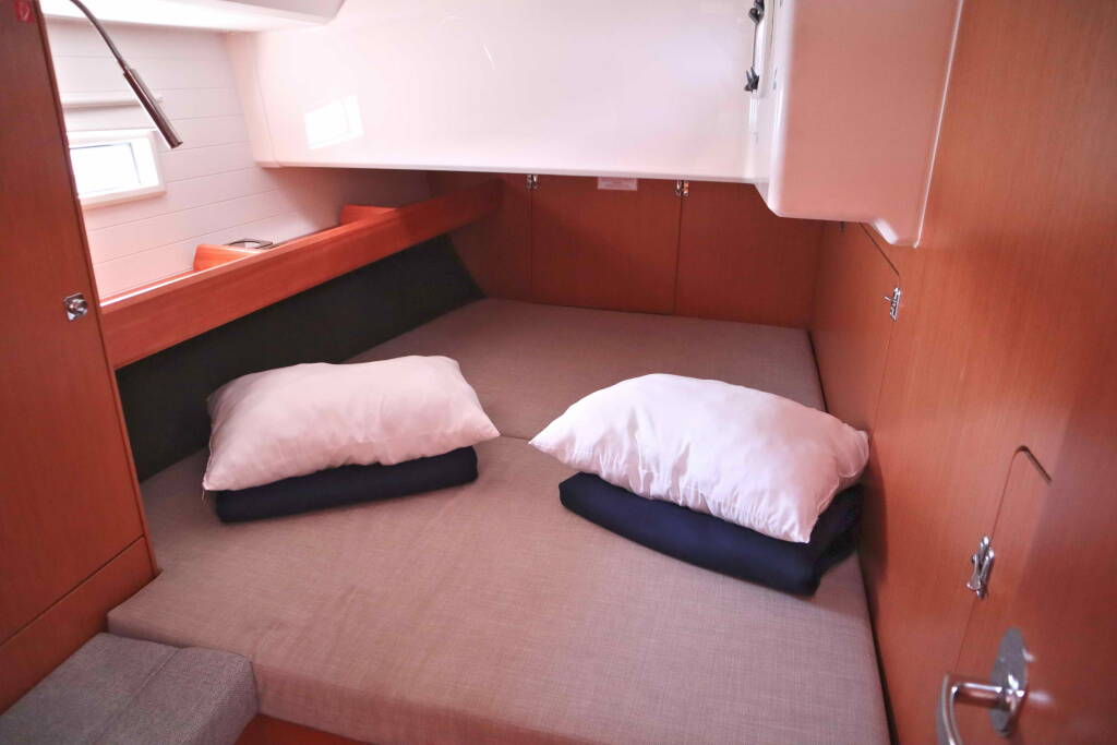 Sailing yacht Bavaria Cruiser 46 PRESTIGE