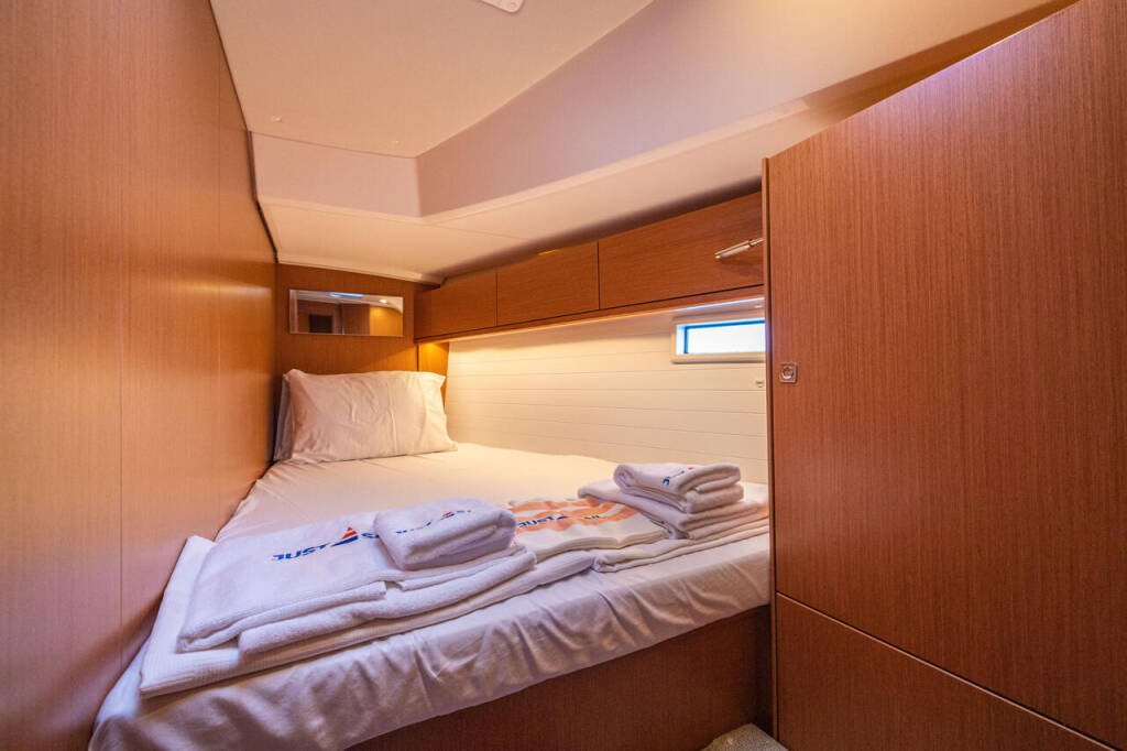 Sailing yacht Bavaria Cruiser 46 Just Be