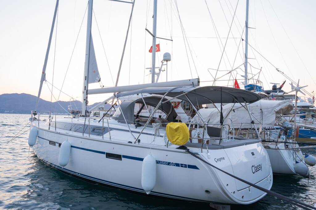 Segelyachten Bavaria Cruiser 46 Classy