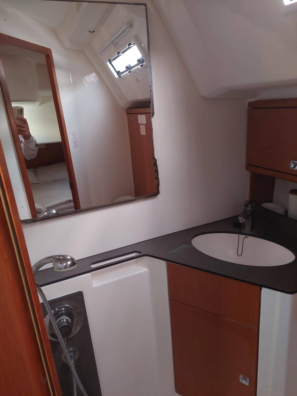 Sailing yacht Bavaria Cruiser 46 Lavanta