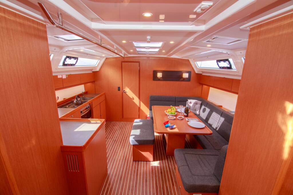 Sailing yacht Bavaria Cruiser 46 Jenga