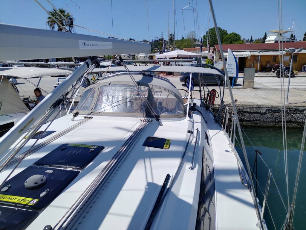 Sailing yacht Bavaria Cruiser 46 Mojito