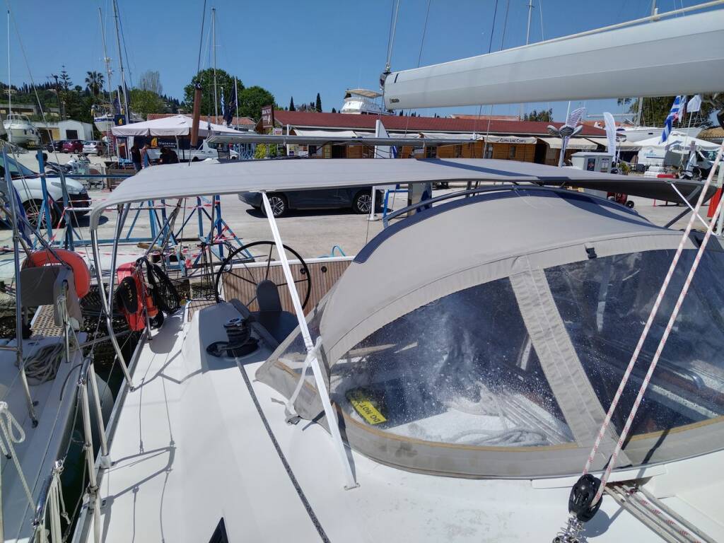 Sailing yacht Bavaria Cruiser 46 Mojito