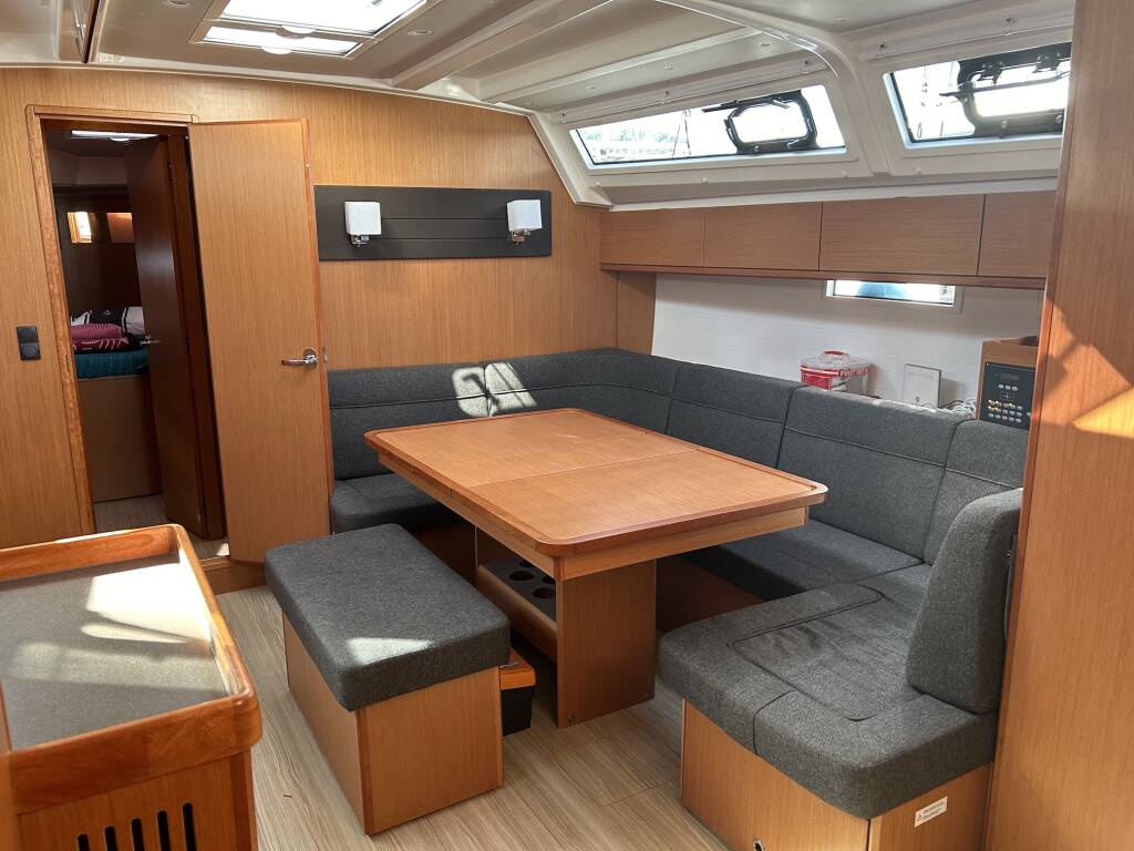 Sailing yacht Bavaria Cruiser 46 Suncity 5
