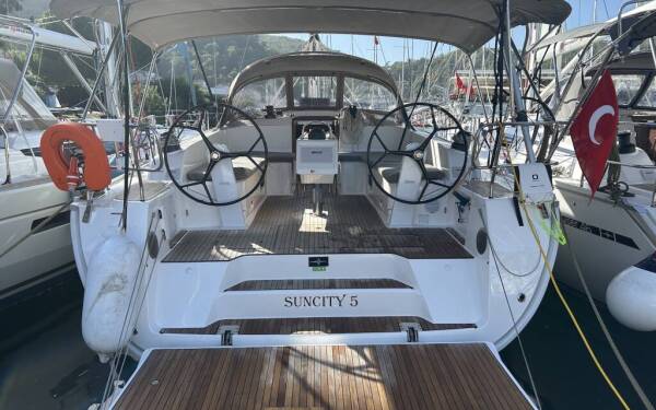 Bavaria Cruiser 46 Suncity 5 Fethiye, Yacht Club Mai