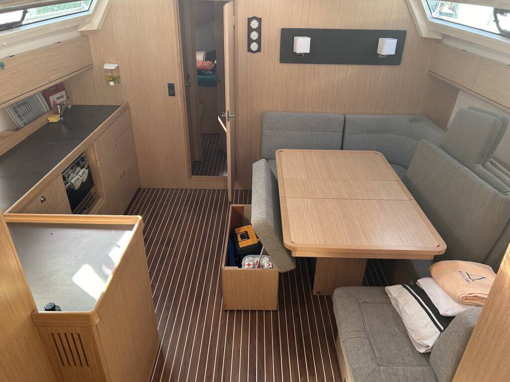 Sailing yacht Bavaria Cruiser 46 Suncity 6