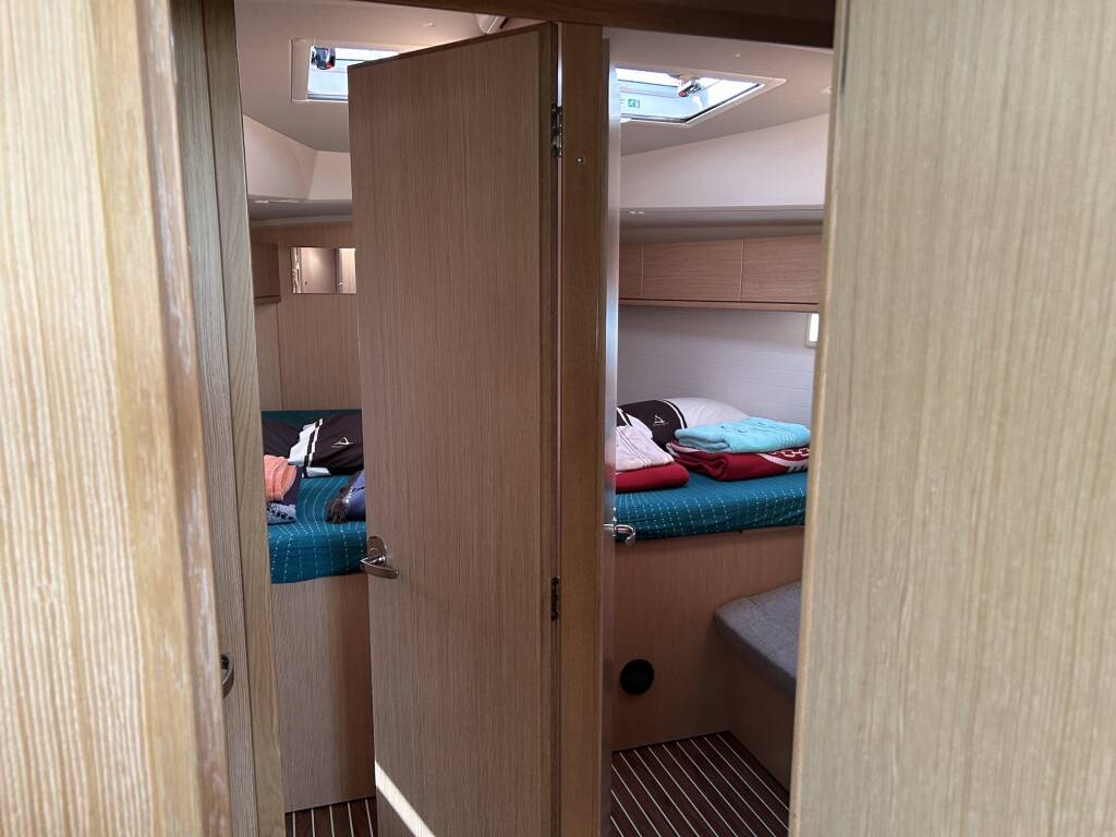 Sailing yacht Bavaria Cruiser 46 Suncity 6
