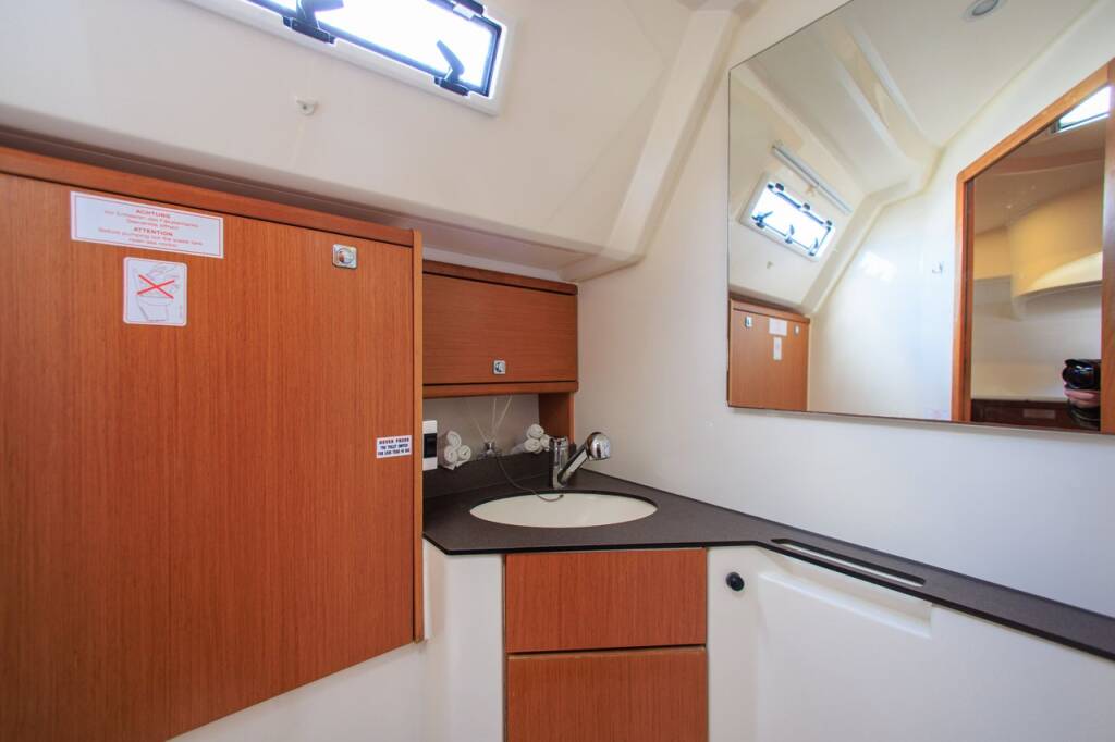 Sailing yacht Bavaria Cruiser 46 Kyveli