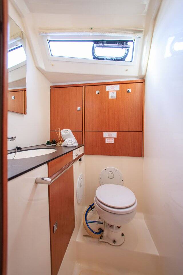 Sailing yacht Bavaria Cruiser 46 Kyveli