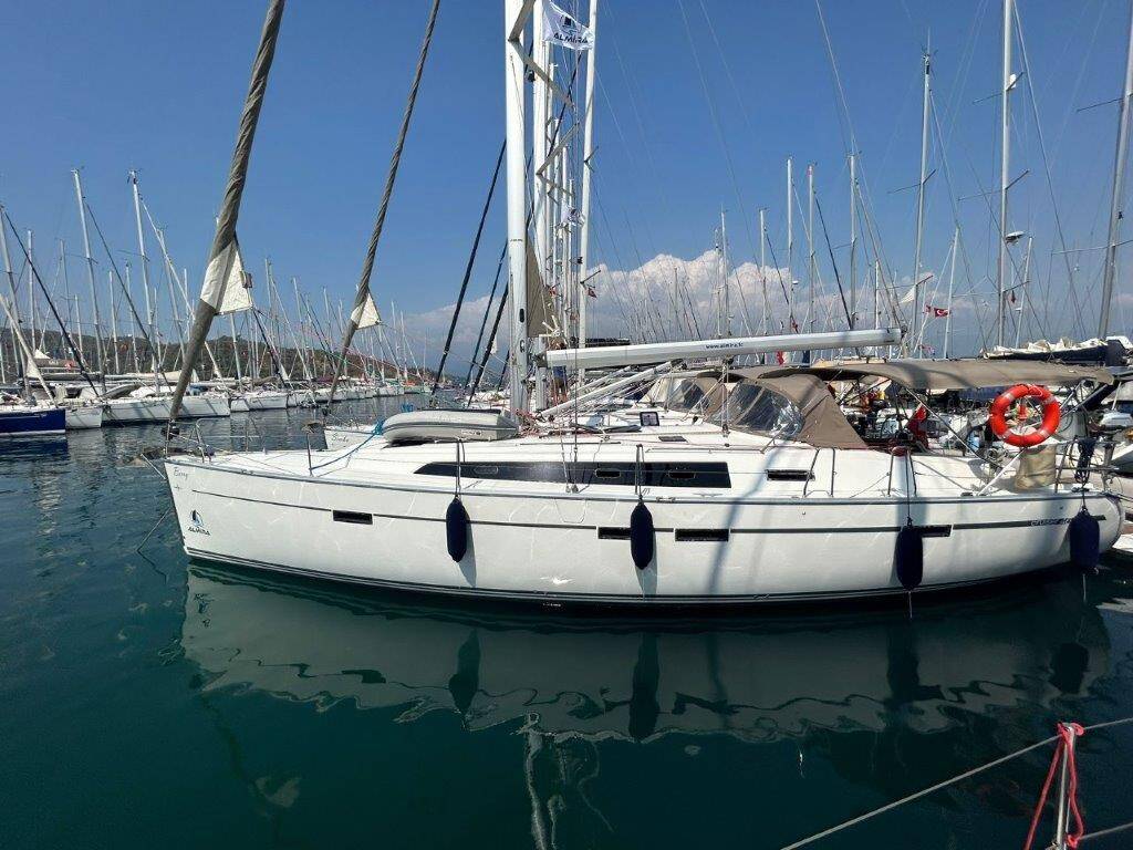 Sailing yacht Bavaria Cruiser 46 Berry