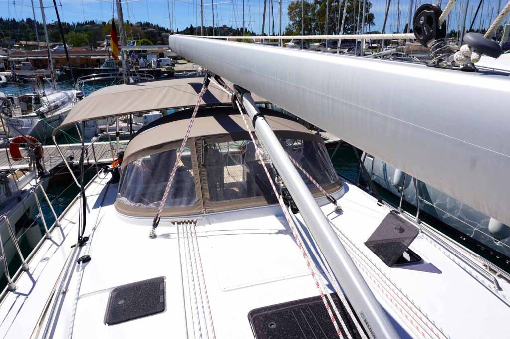 Sailing yacht Bavaria Cruiser 46 Delphina