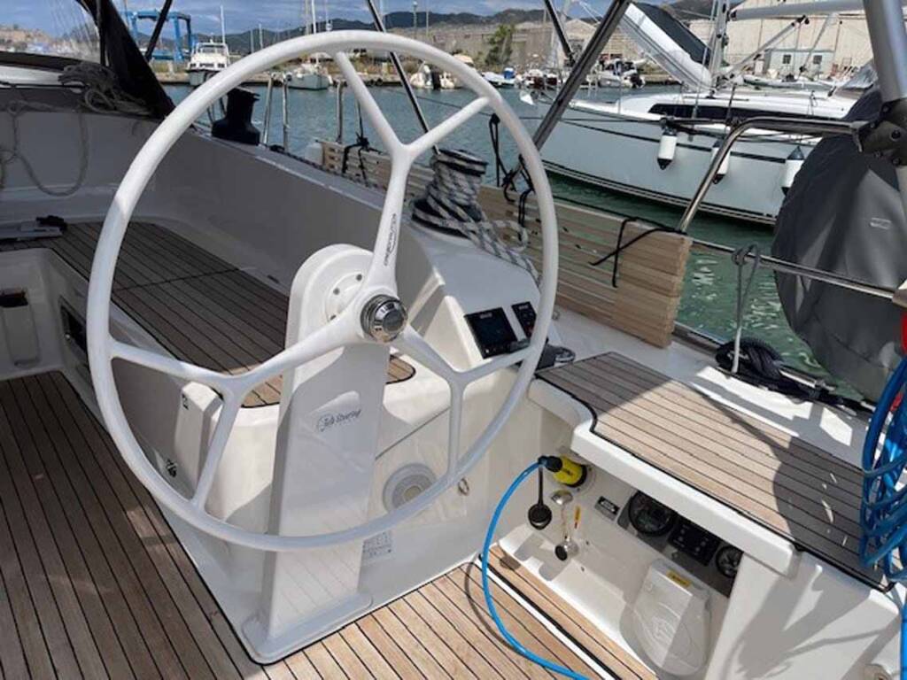 Sailing yacht Bavaria Cruiser 46 Amarone