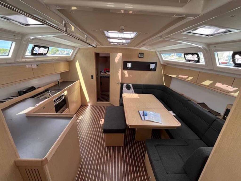 Sailing yacht Bavaria Cruiser 46 Amarone