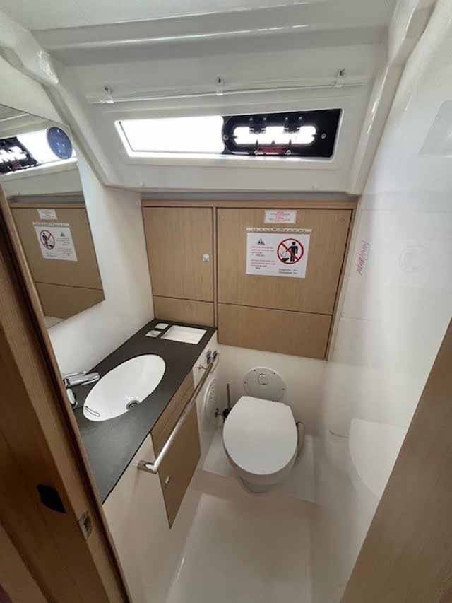 Sailing yacht Bavaria Cruiser 46 Amarone