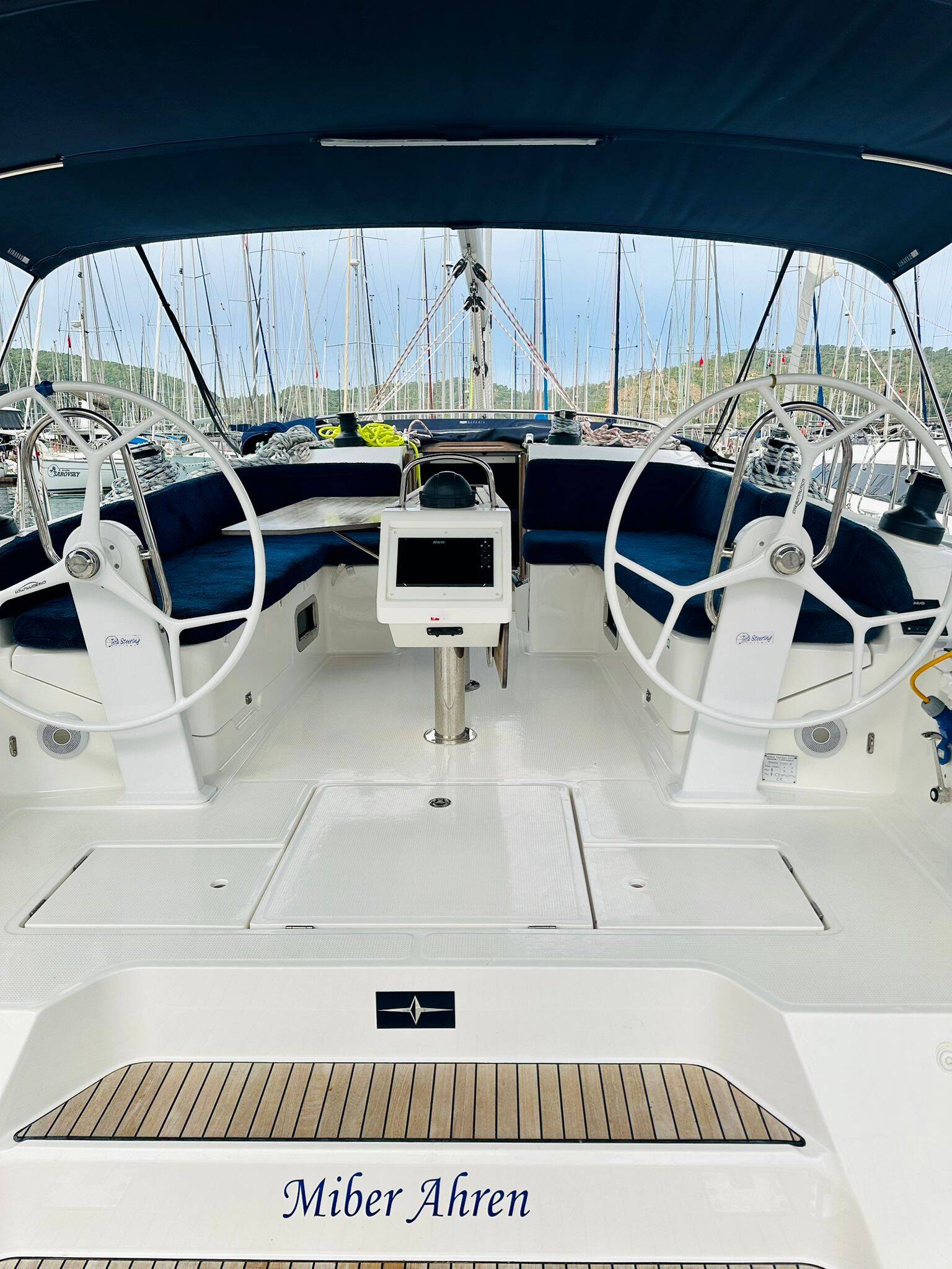 Sailing yacht Bavaria Cruiser 46 Miber Ahren