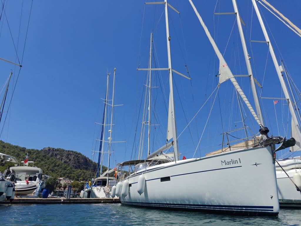 Sailing yacht Bavaria Cruiser 46 Marlin 1