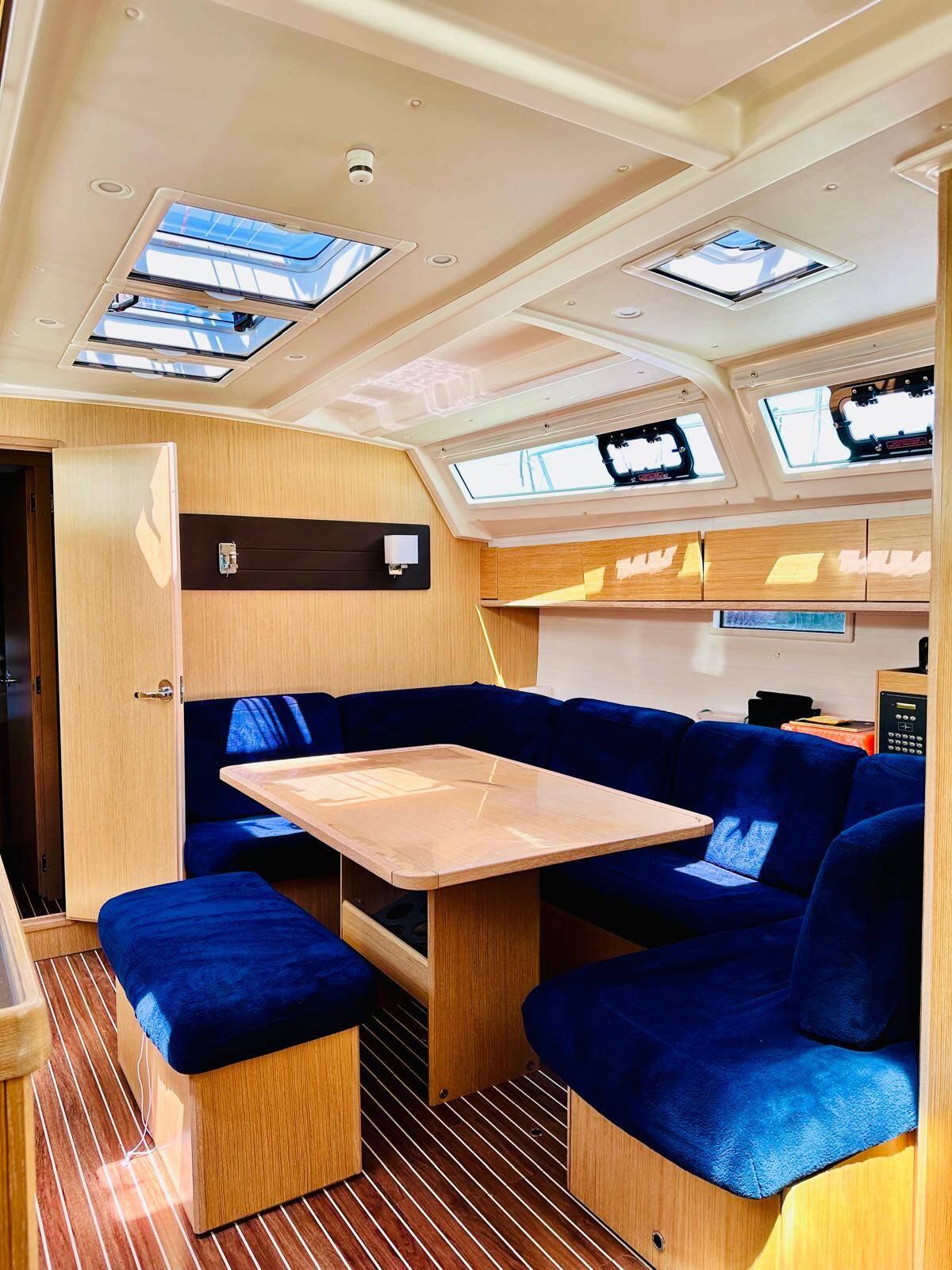 Sailing yacht Bavaria Cruiser 46 Miber Stella