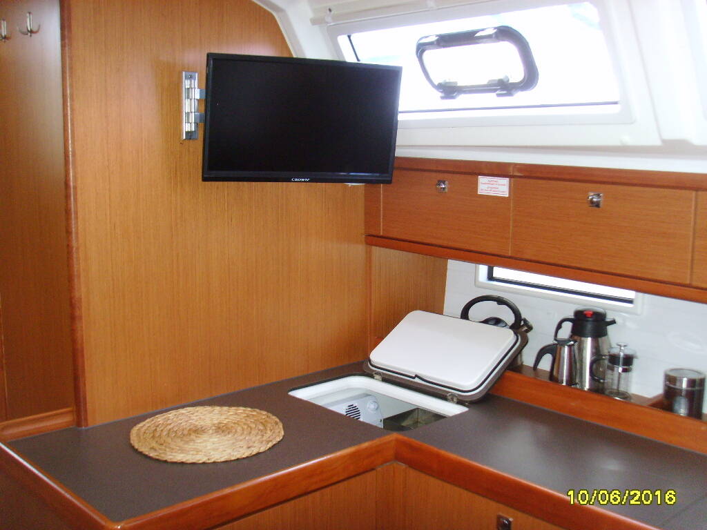Sailing yacht Bavaria Cruiser 46 Zefi