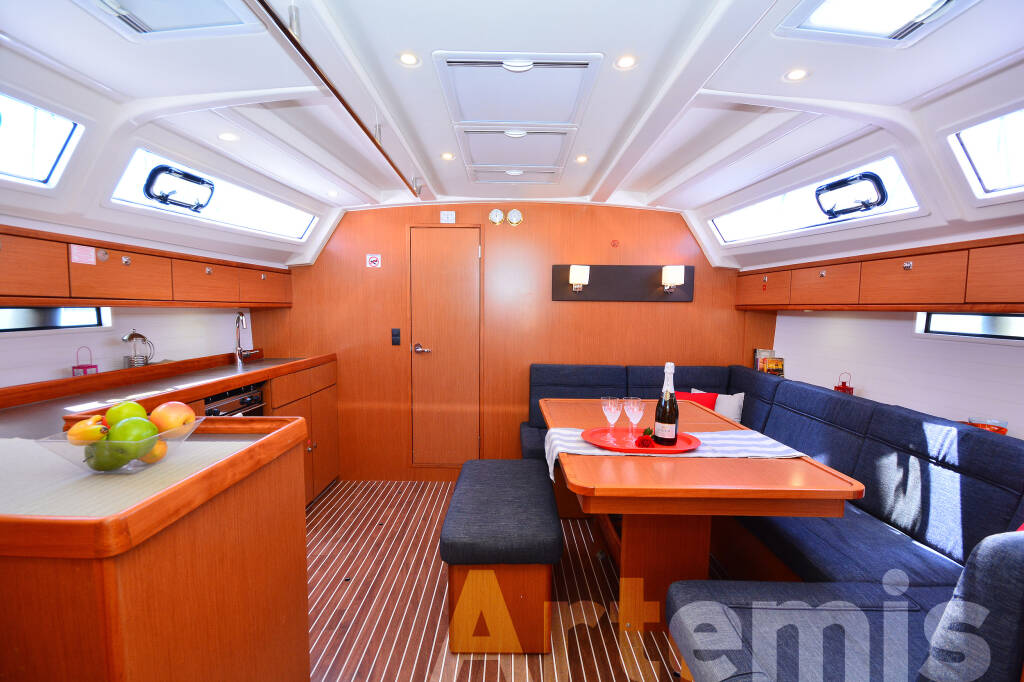 Sailing yacht Bavaria Cruiser 46 Artemis