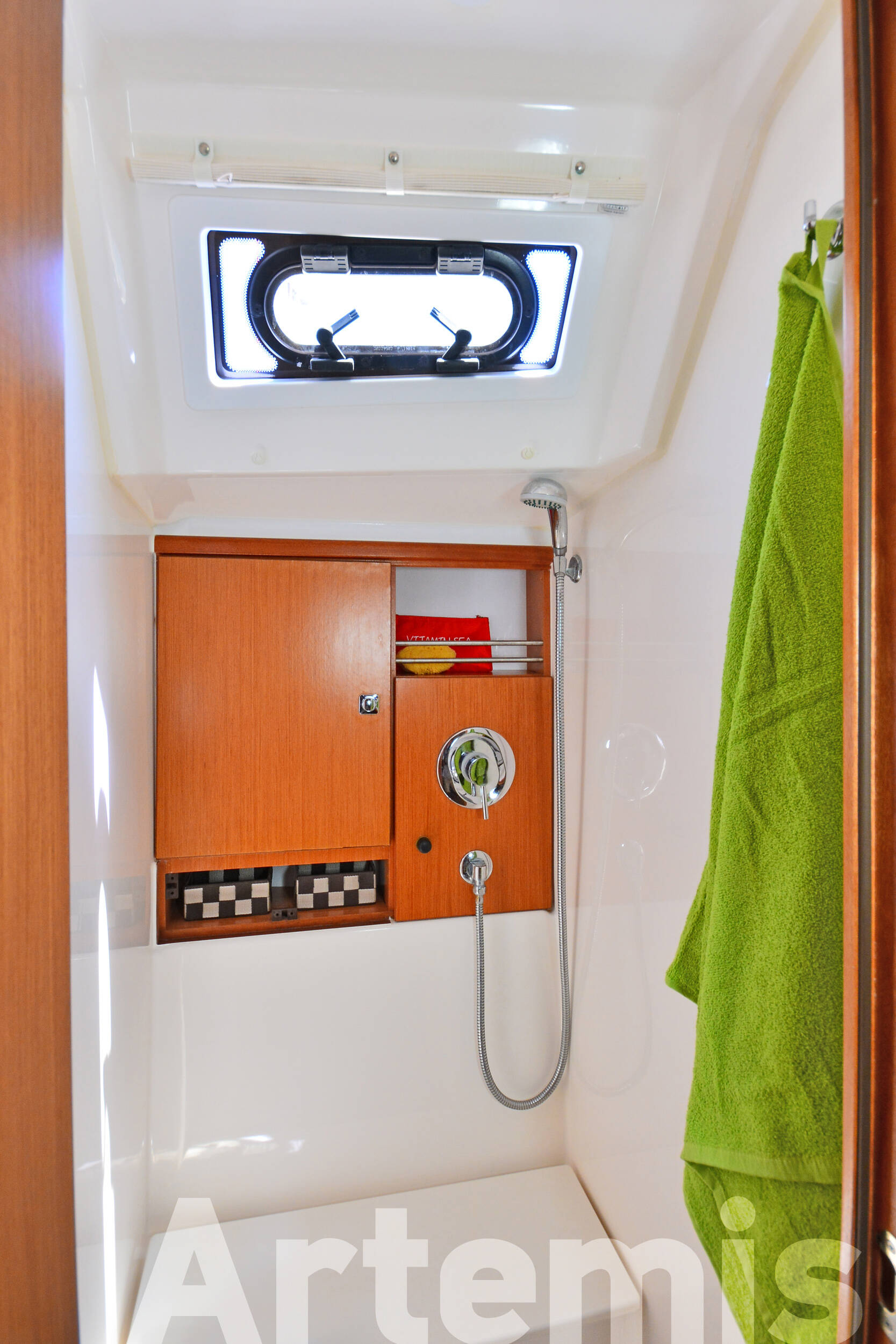 Sailing yacht Bavaria Cruiser 46 Artemis