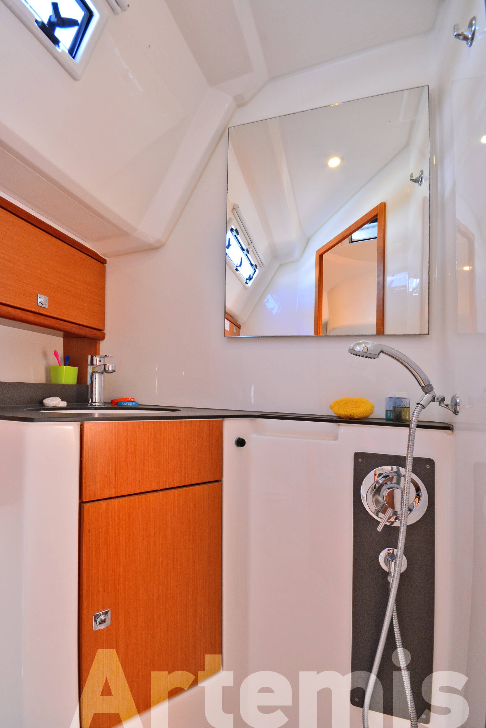 Sailing yacht Bavaria Cruiser 46 Artemis