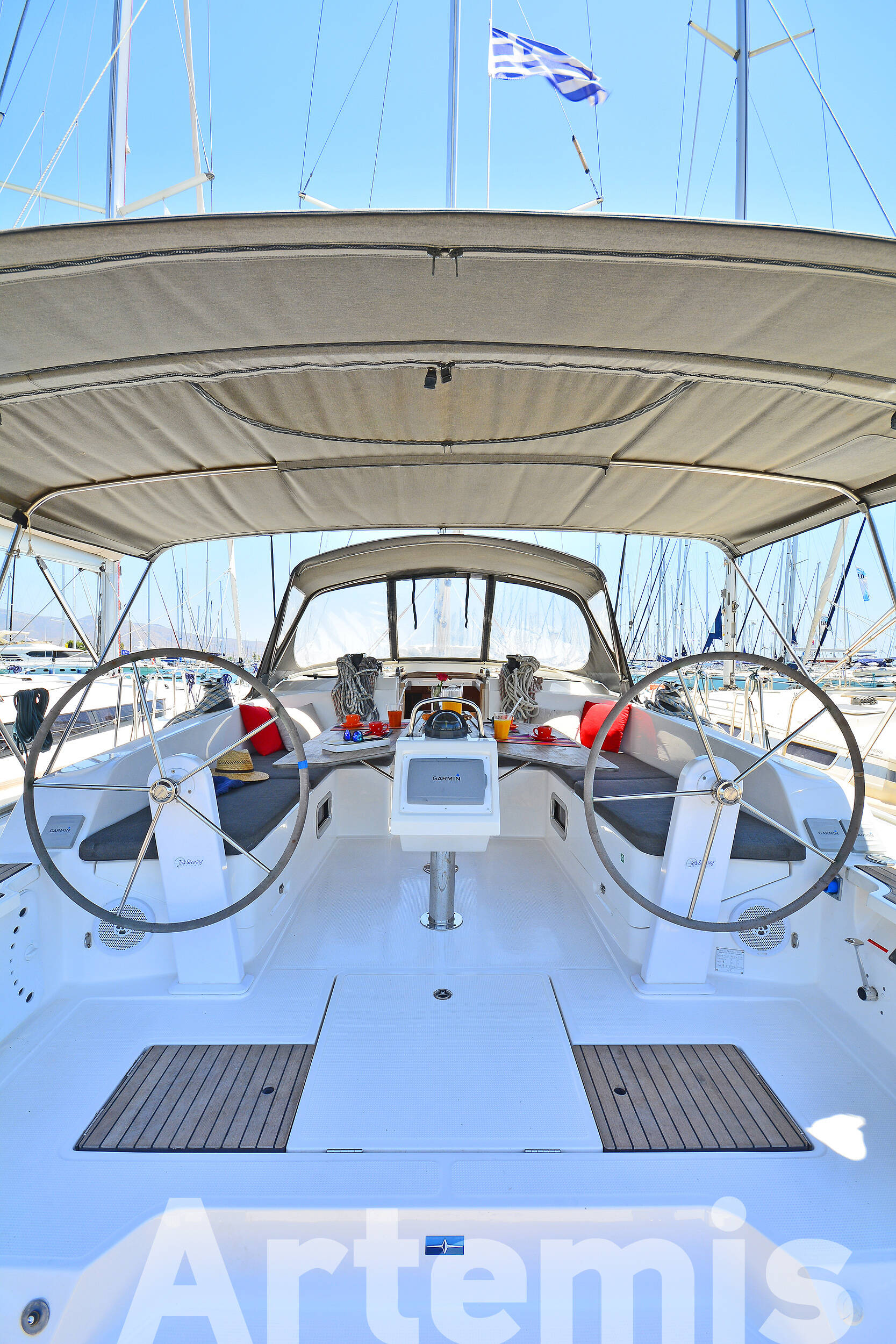 Sailing yacht Bavaria Cruiser 46 Artemis