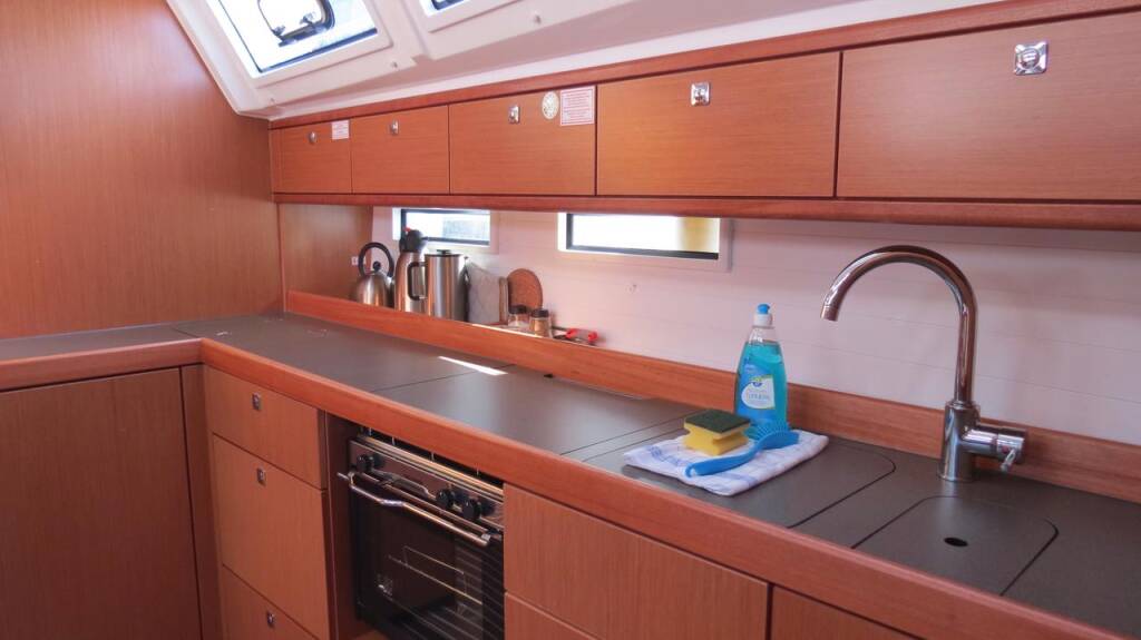 Sailing yacht Bavaria Cruiser 46 Sita