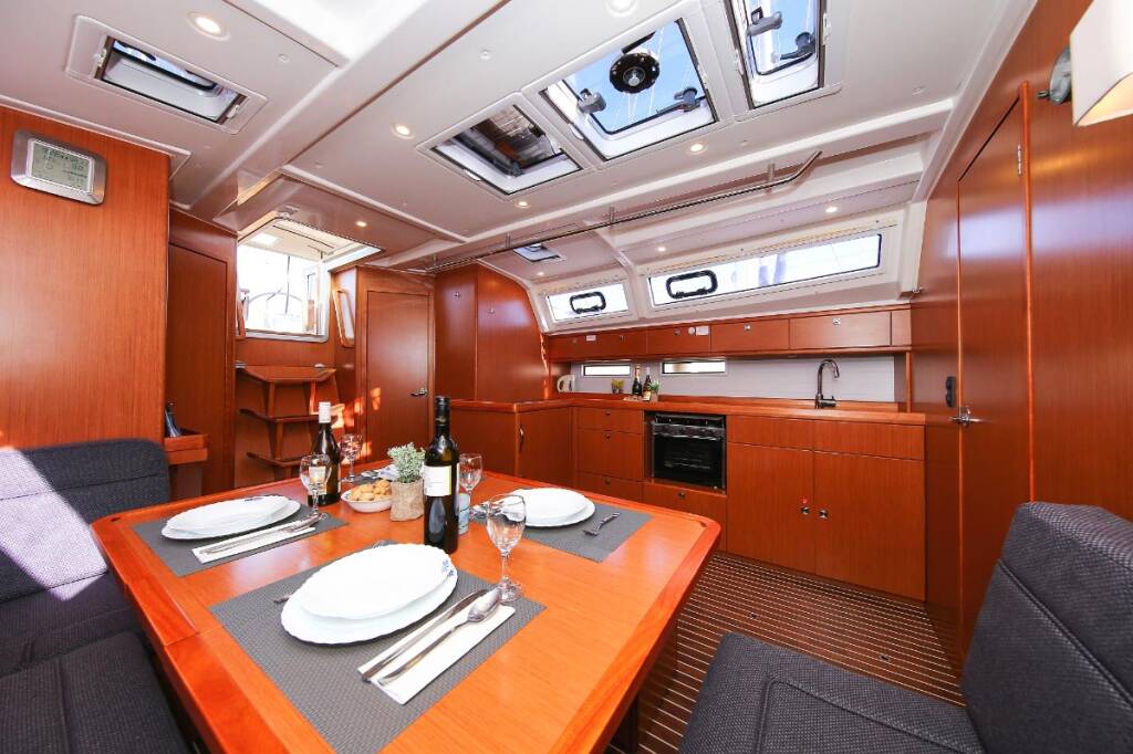 Sailing yacht Bavaria Cruiser 46 Alexeja